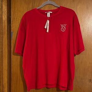 NWT Victoria’s Secret Red Tee – Size XL – 100% Cotton